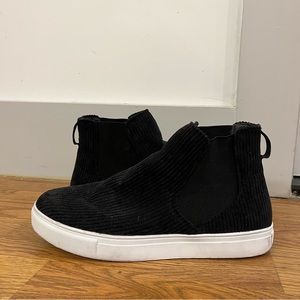 Black and white Casual Shoes
